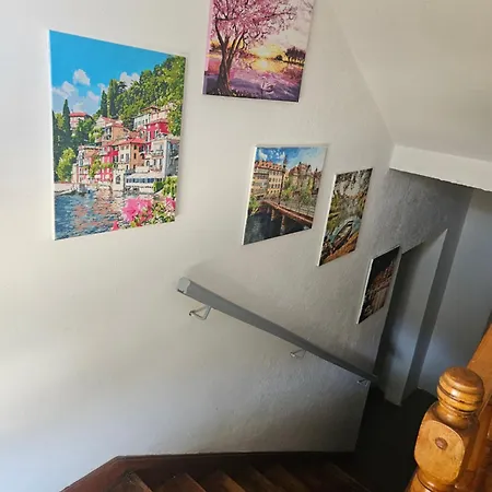 Guest House *